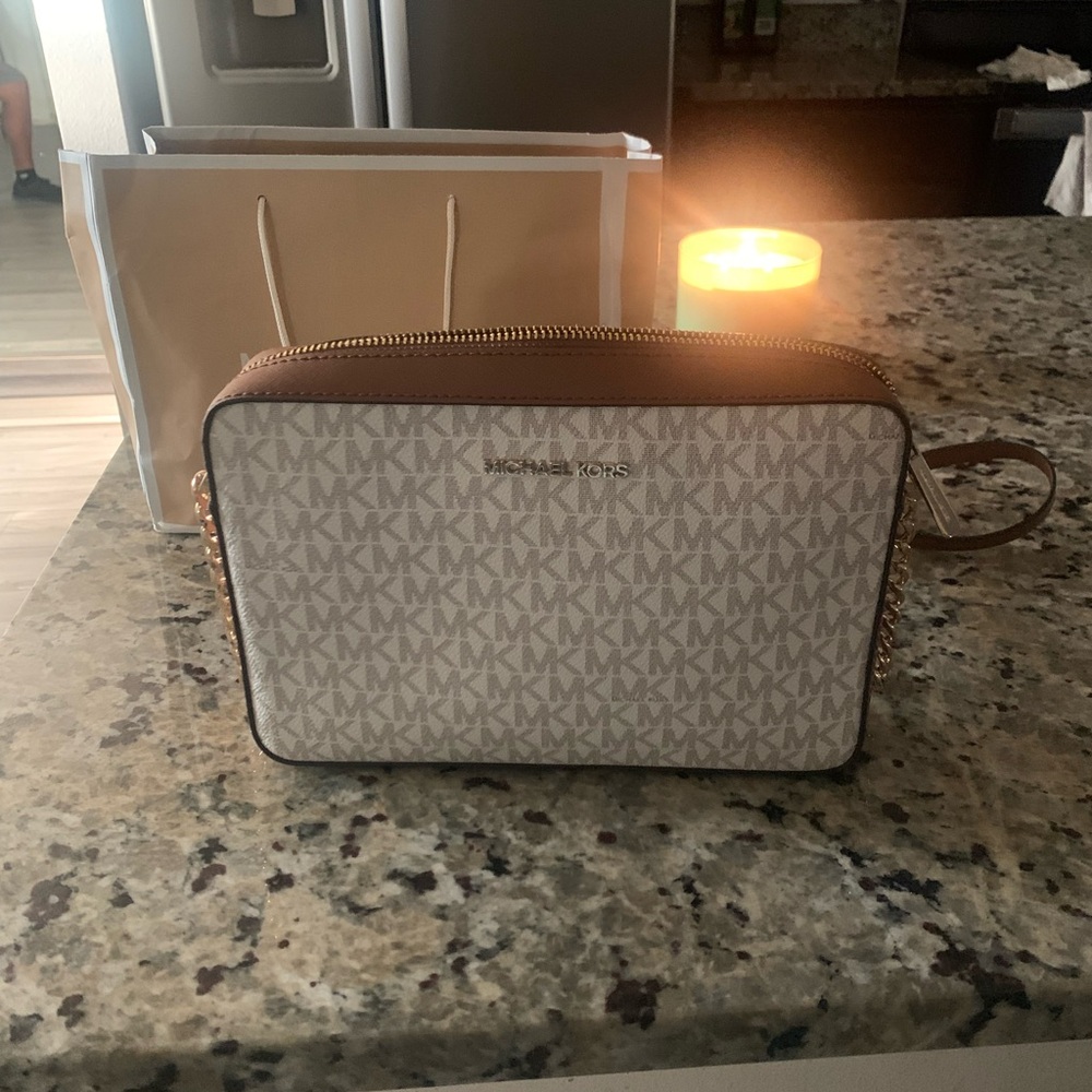 Michael Kors Men's Tan and Cream Belt Bag